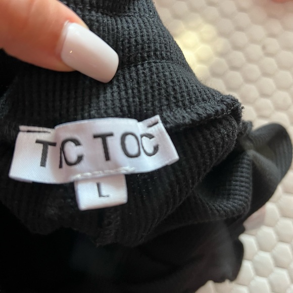 Black sweats - Picture 4 of 4